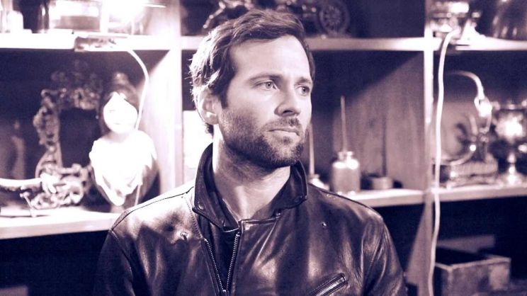 Eion Bailey