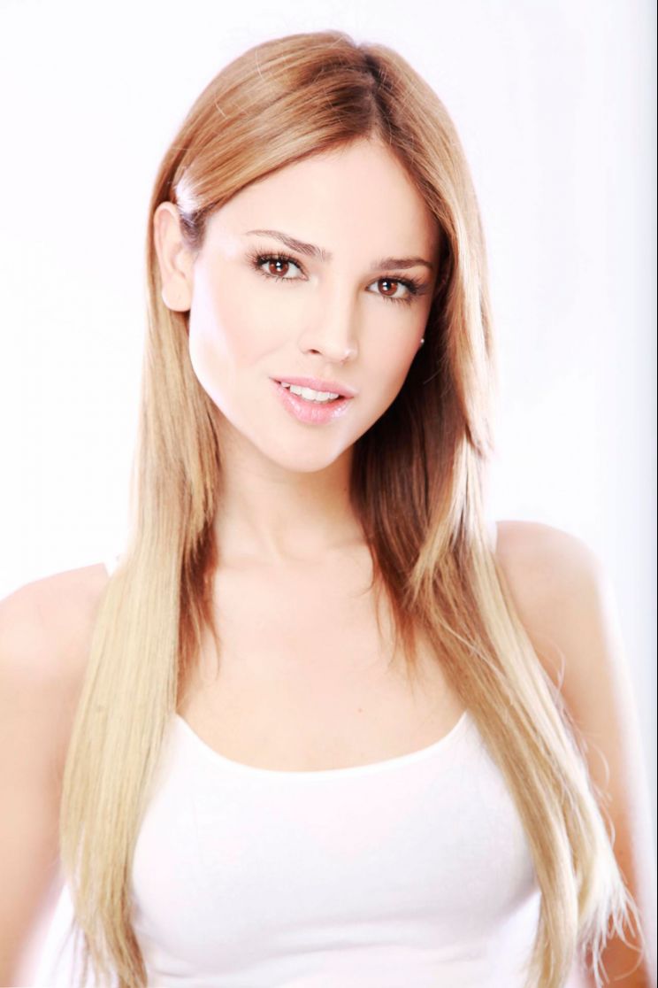 Eiza González
