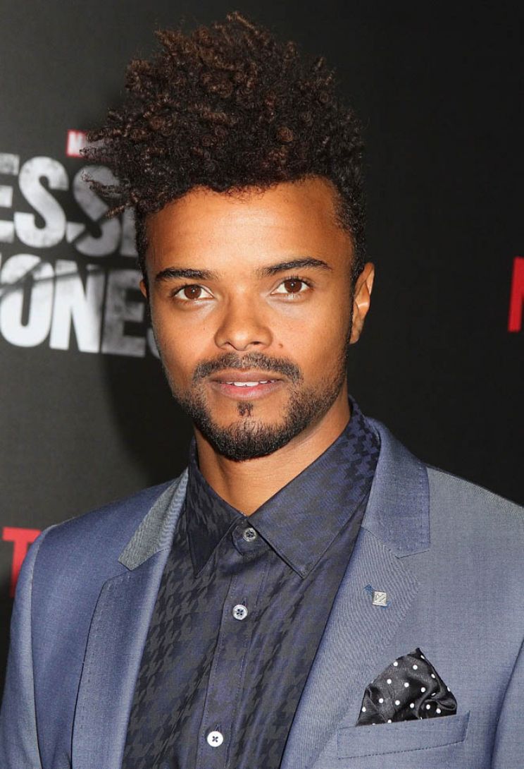 Eka Darville