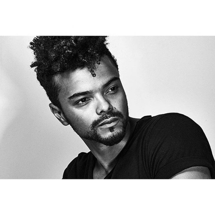 Eka Darville