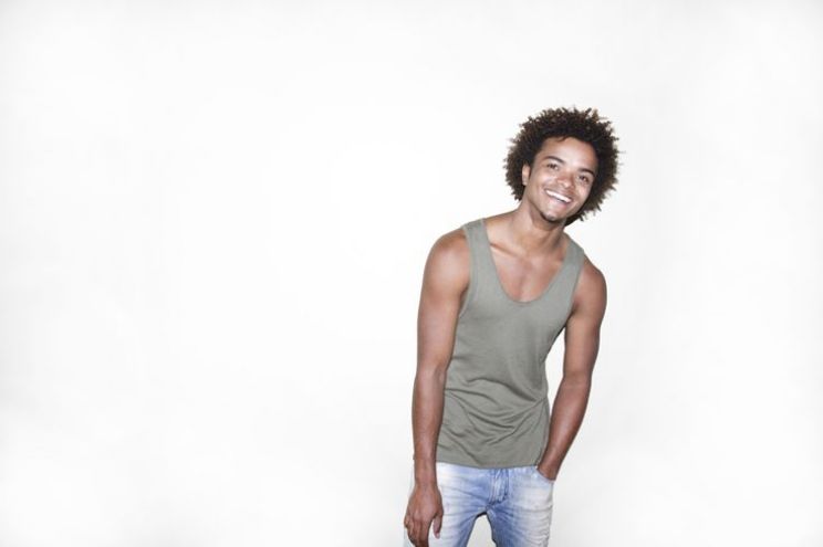 Eka Darville