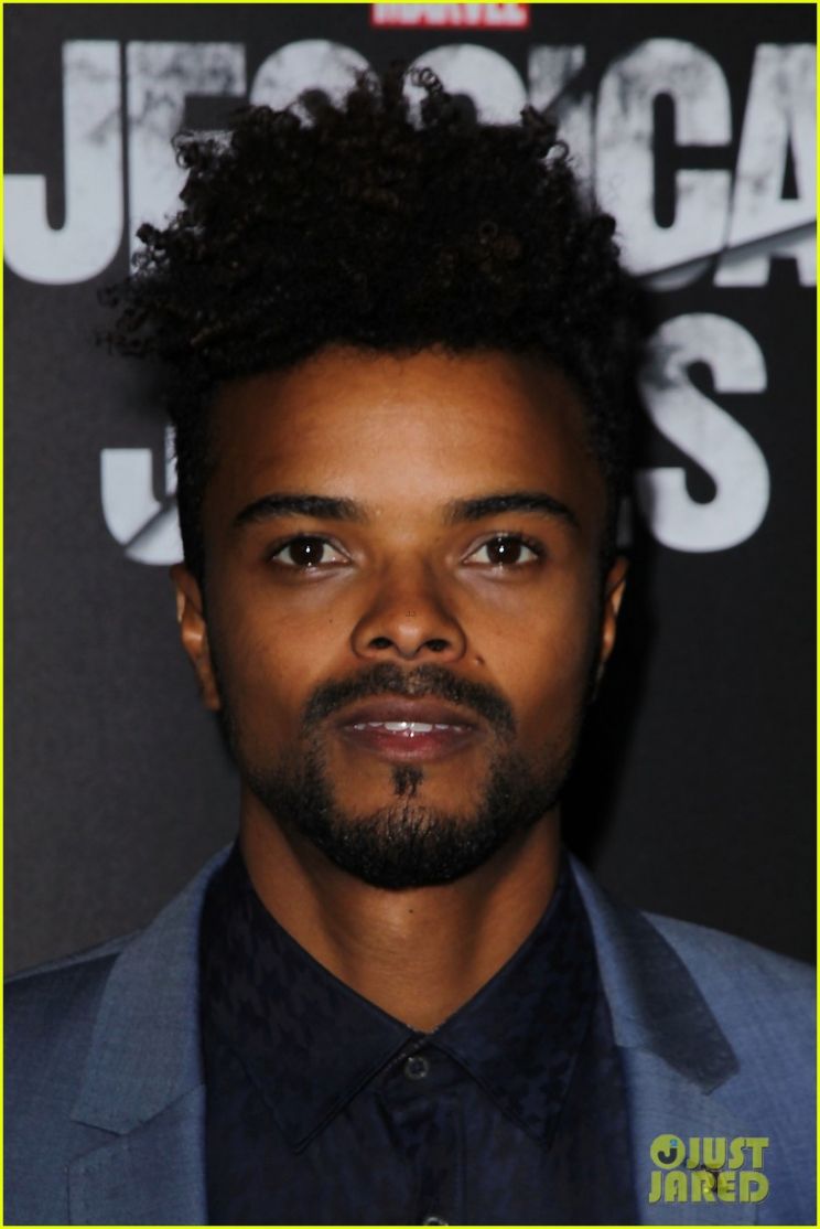 Eka Darville