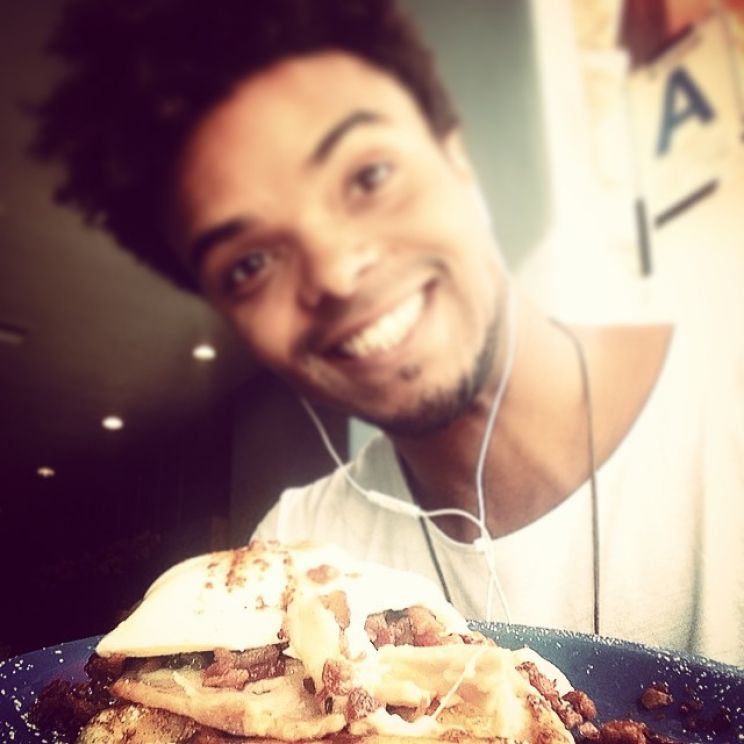 Eka Darville