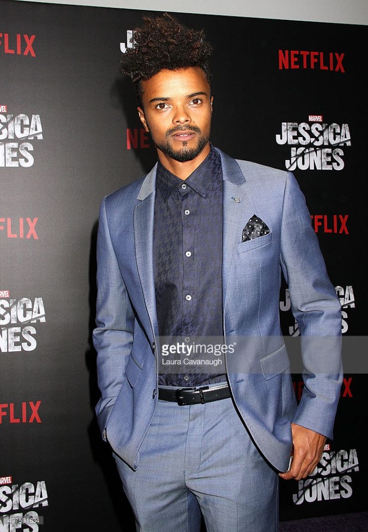 Eka Darville
