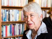 Elaine Aronson