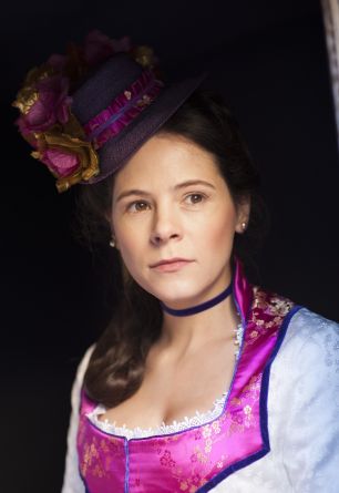 Elaine Cassidy