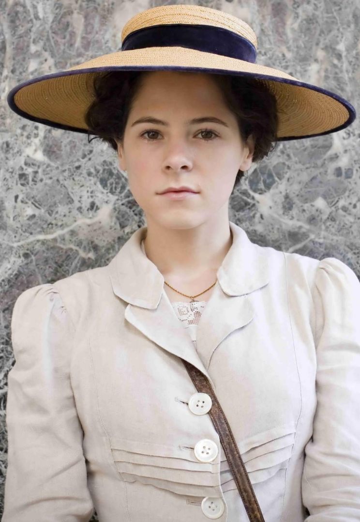 Elaine Cassidy