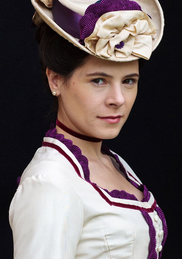 Elaine Cassidy