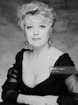 Elaine Paige