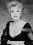 Elaine Paige