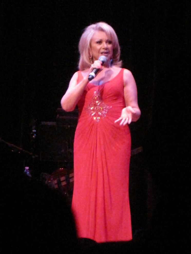 Elaine Paige