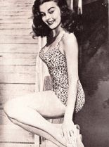 Elaine Stewart photo