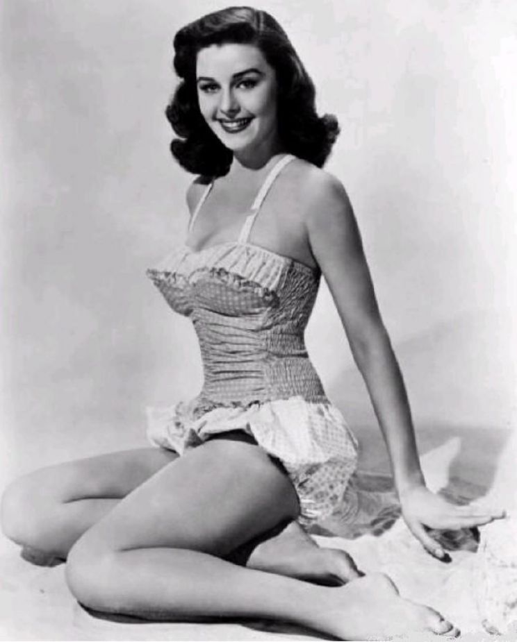 Elaine Stewart