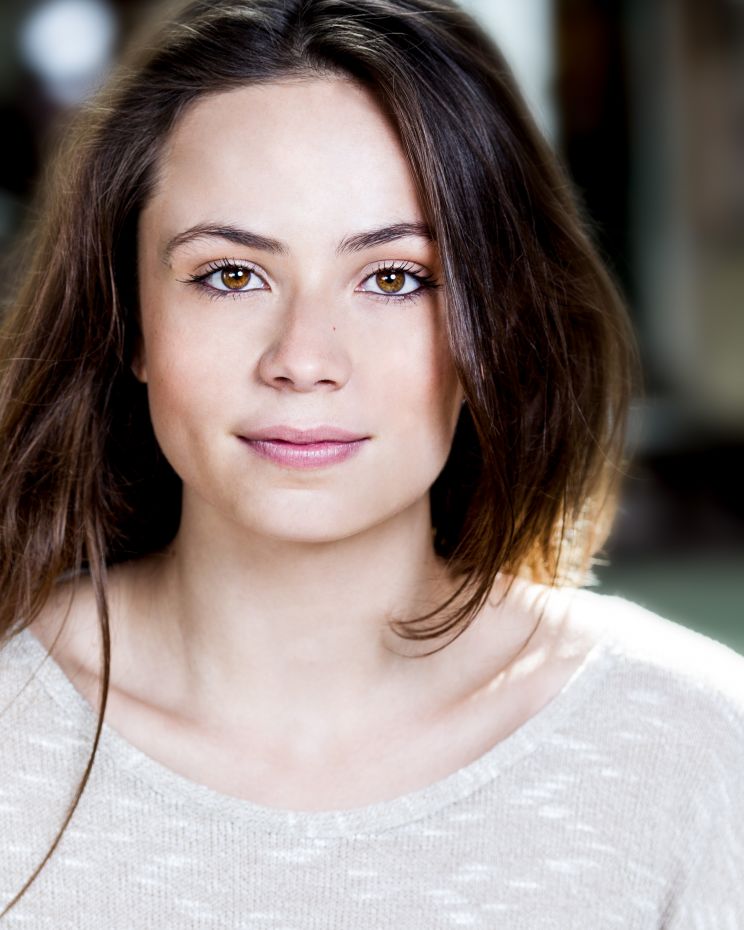 Elana Di Troya