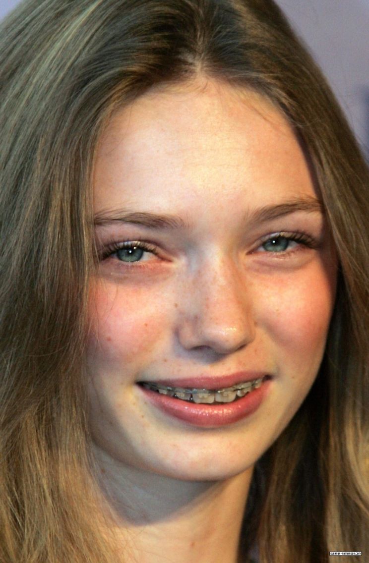 Eleanor Tomlinson