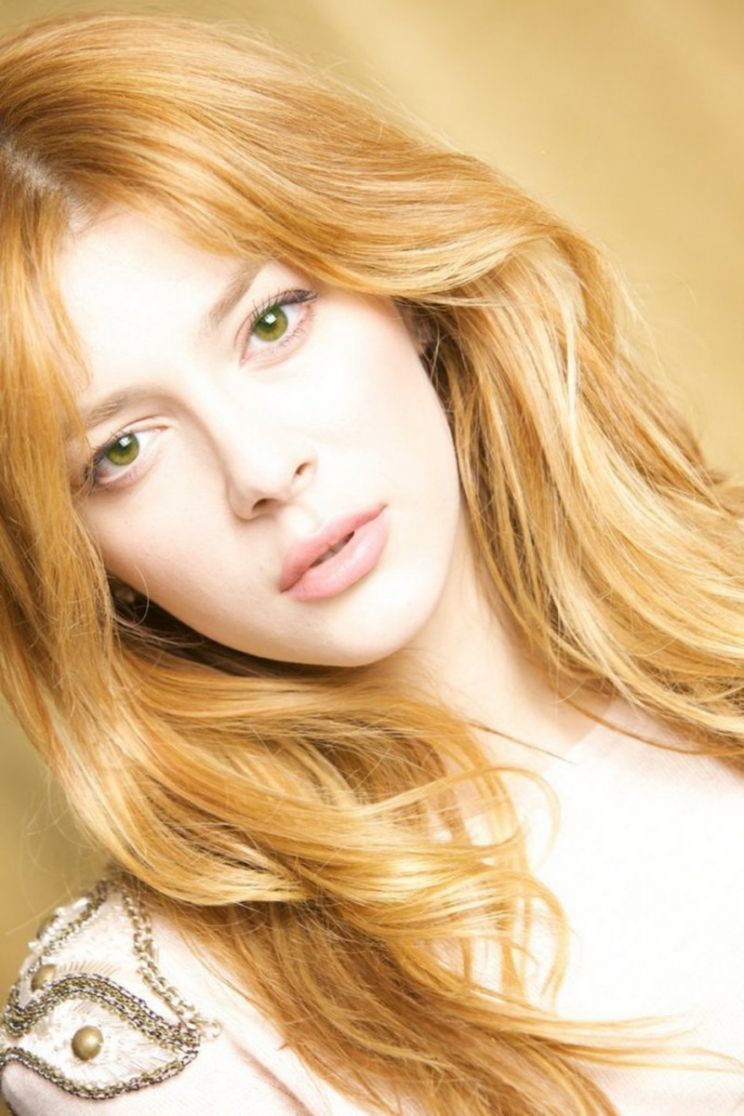 Elena Satine