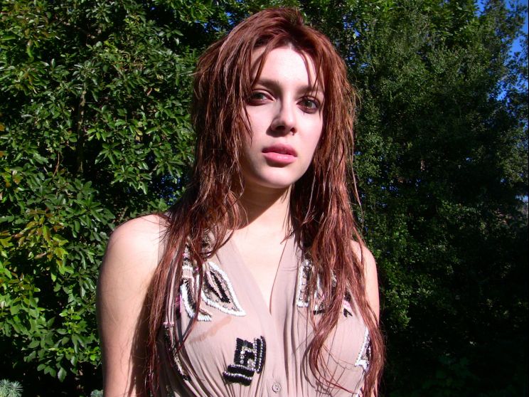 Elena Satine