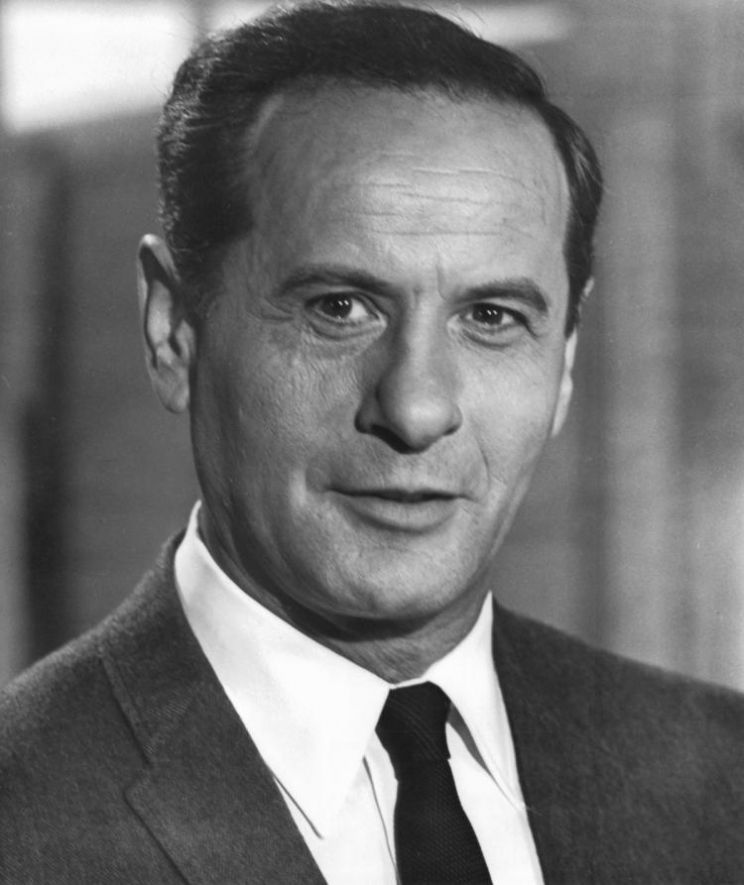 Eli Wallach