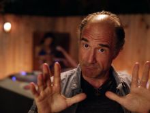 Elias Koteas