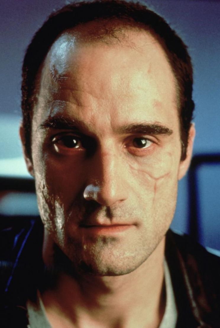 Elias Koteas