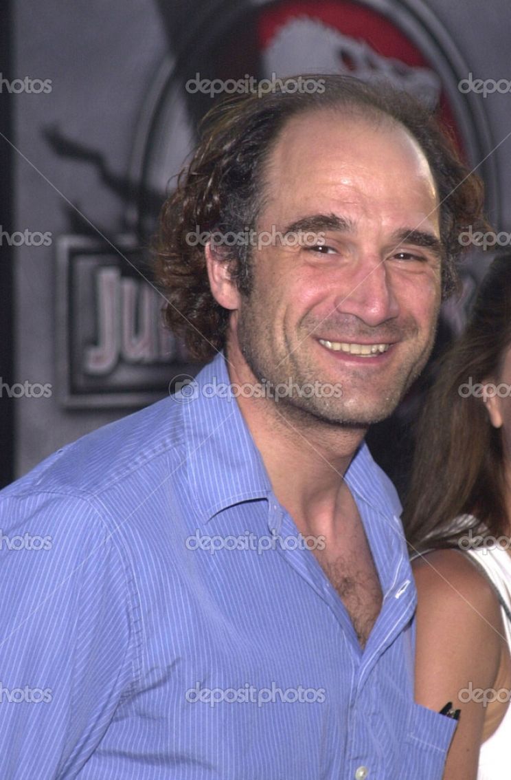 Elias Koteas