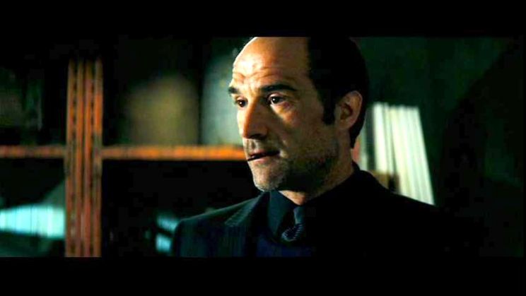 Elias Koteas