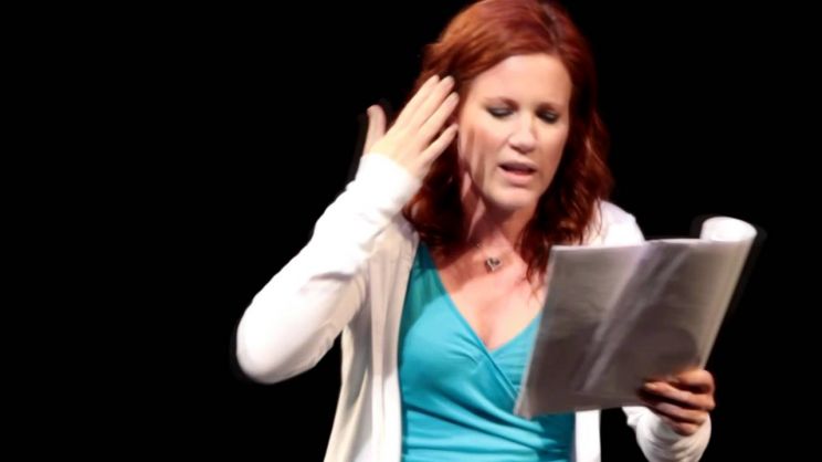 Elisa Donovan