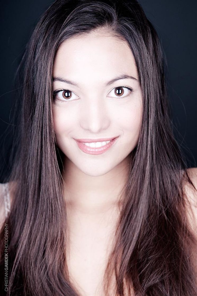Elisa Mouliaá