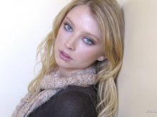 Elisabeth Harnois