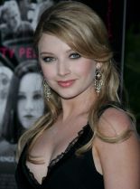 Elisabeth Harnois