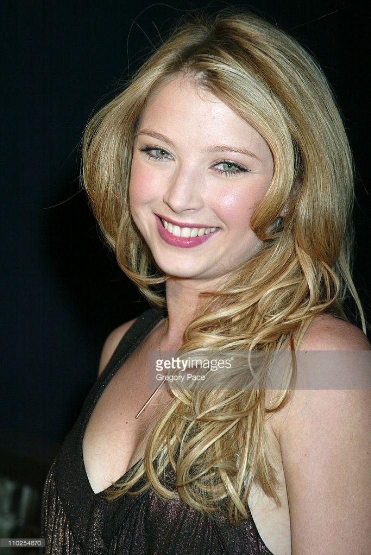 Elisabeth Harnois