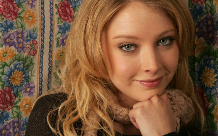 Elisabeth Harnois