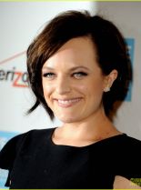 Elisabeth Moss photo