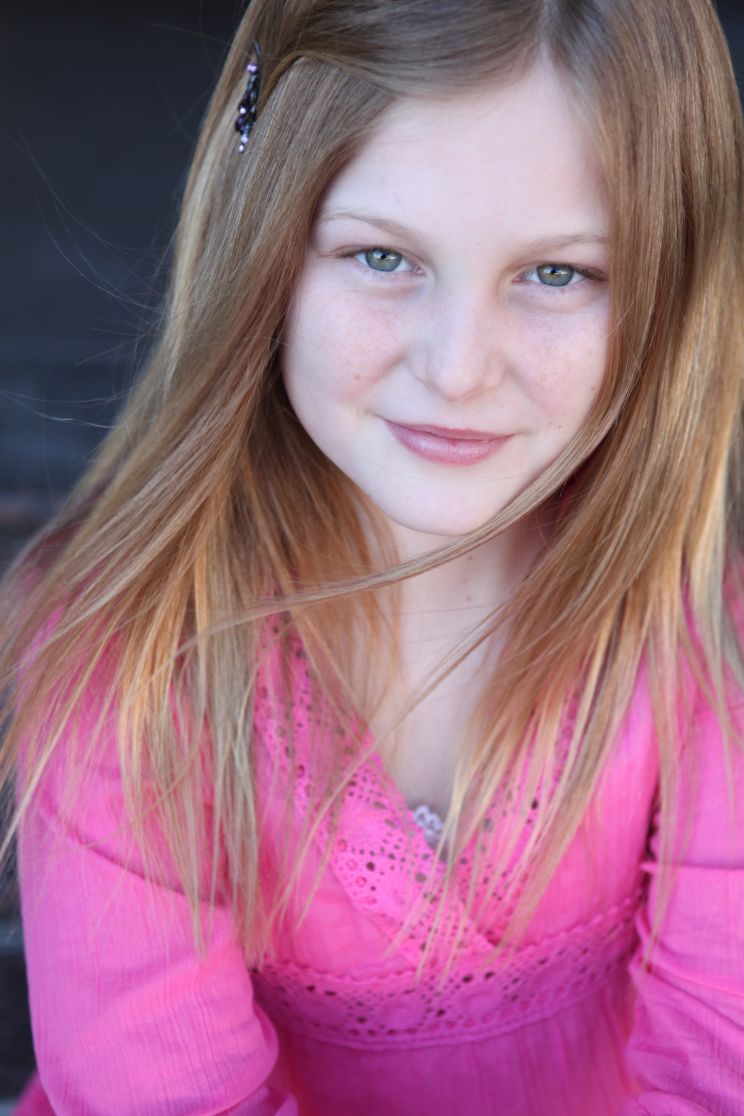 Elisabeth Raine