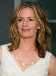 Elisabeth Shue