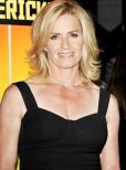 Elisabeth Shue