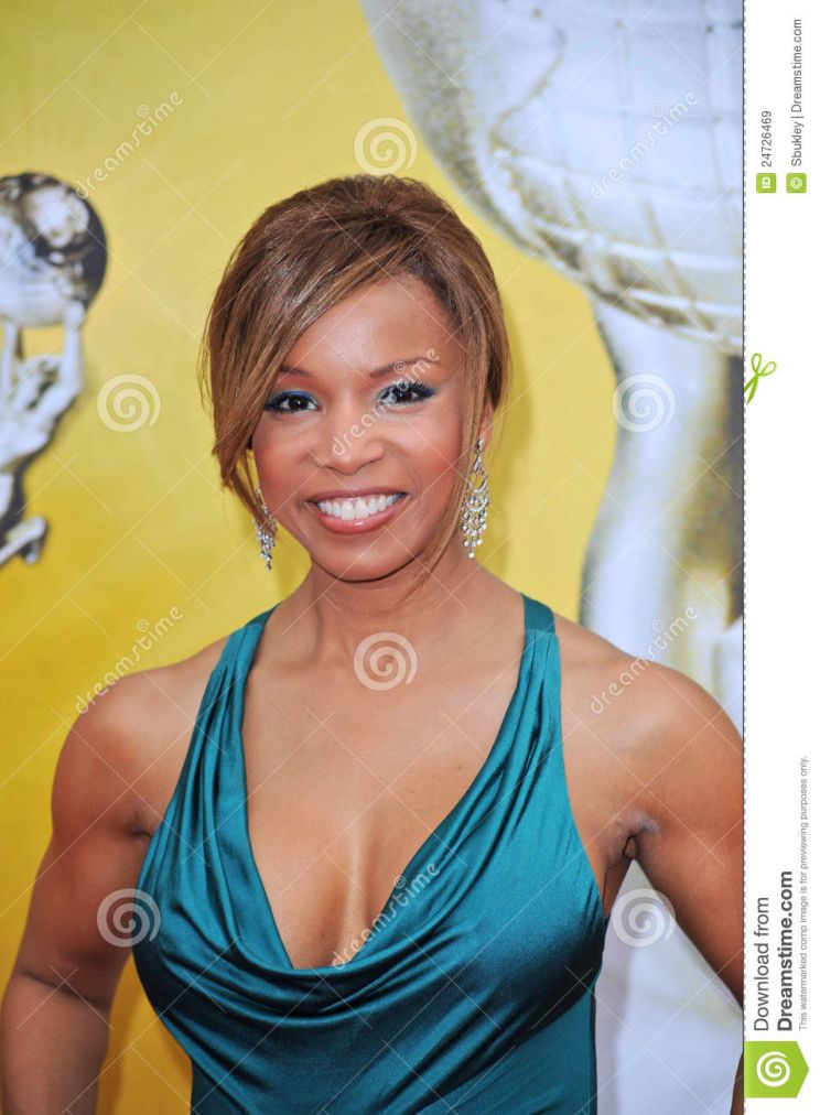 Elise Neal