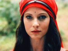 Elizabeth Blackmore photo