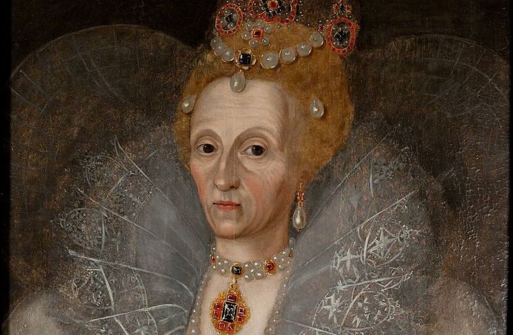Elizabeth Earl