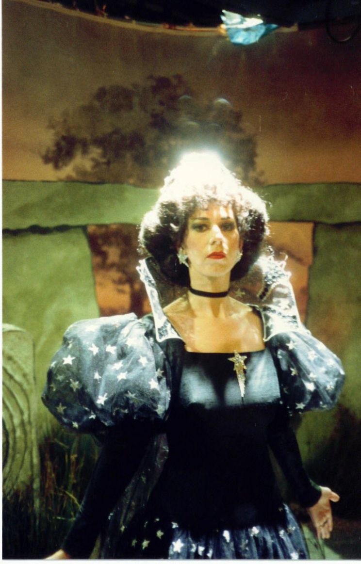 Elizabeth Estensen