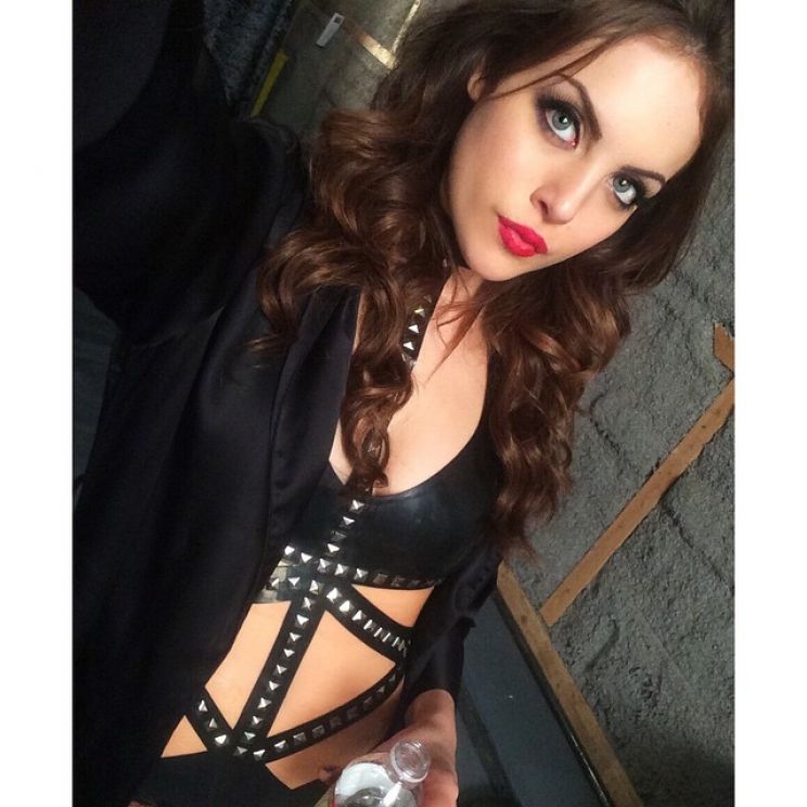 Elizabeth Gillies