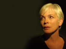 Elizabeth Gracen photo