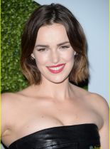 Elizabeth Henstridge