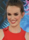 Elizabeth Henstridge