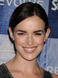 Elizabeth Henstridge