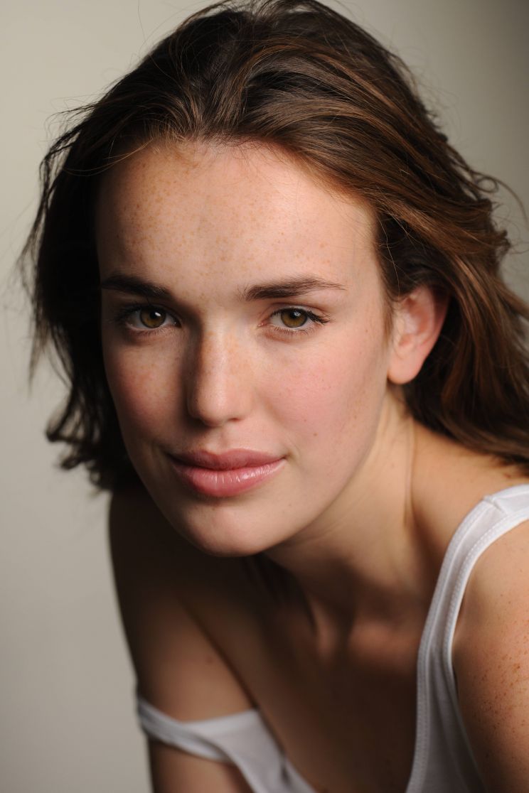 Elizabeth Henstridge