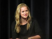 Elizabeth Lail #336969 picture (Landscape Medium)