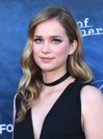 Elizabeth Lail