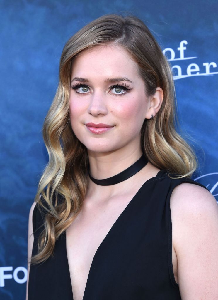 Elizabeth Lail