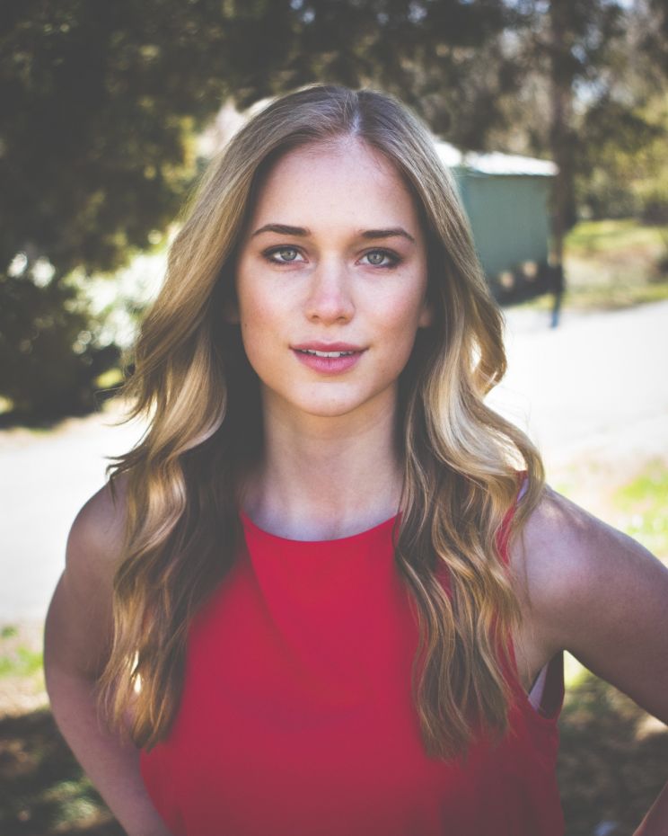 Elizabeth Lail